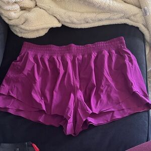 Lululemon shake it out Women's Active Pull-On Shorts in purple